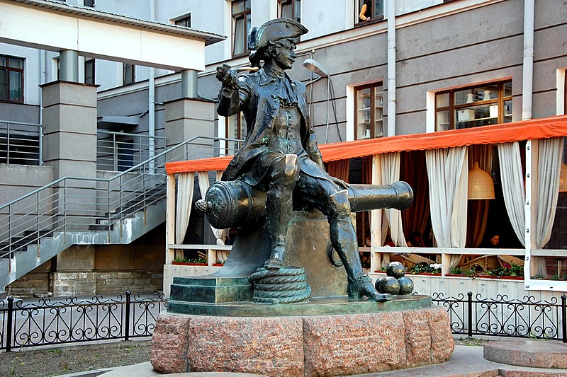 Monument to gunner Vasiliy Korchmin on the 7th Line of Vasilevskiy Island in St Petersburg, Russia