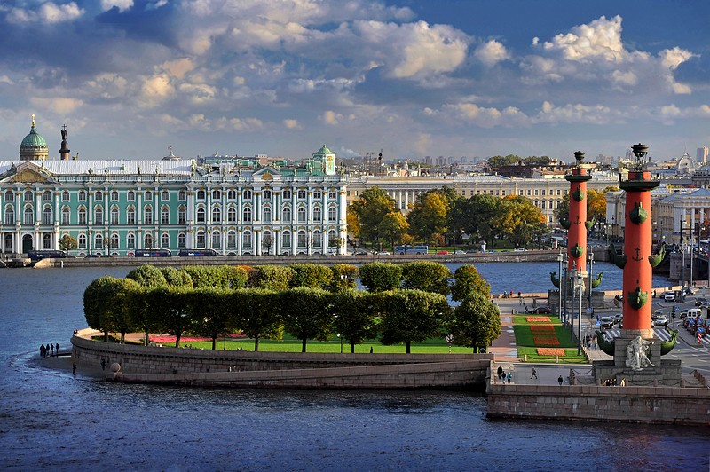 View onto the Winter Palace / Hermitage Museum from Birzhevaya Ploshchad in St Petersburg, Russia