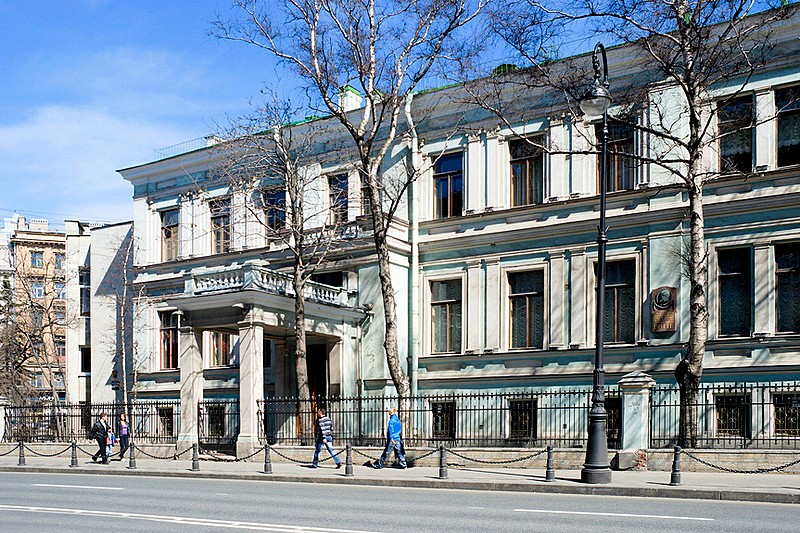 Former mansion of Prime Minister Witte on Kamennoostrovsky Prospekt in Saint-Petersburg, Russia