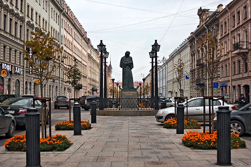 Monument to Nikolay Gogol on Malaya Konyushennaya Ulitsa in Saint-Petersburg, Russia