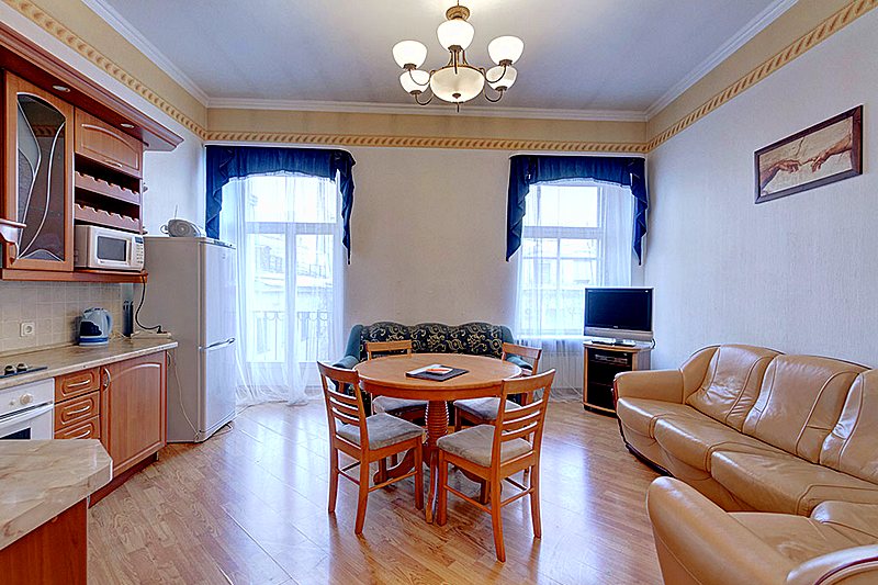 Three Room Apartments Karavannaya Ulitsa in St. Petersburg, Russia