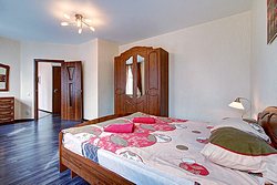 Three Room Apartments Nevsky Prospekt