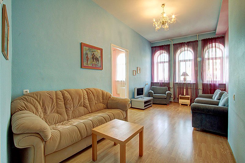 Three Room Apartments Ostrovskogo Ploshchad in St. Petersburg, Russia