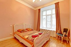 Room Apartments Karavannaya Ulitsa