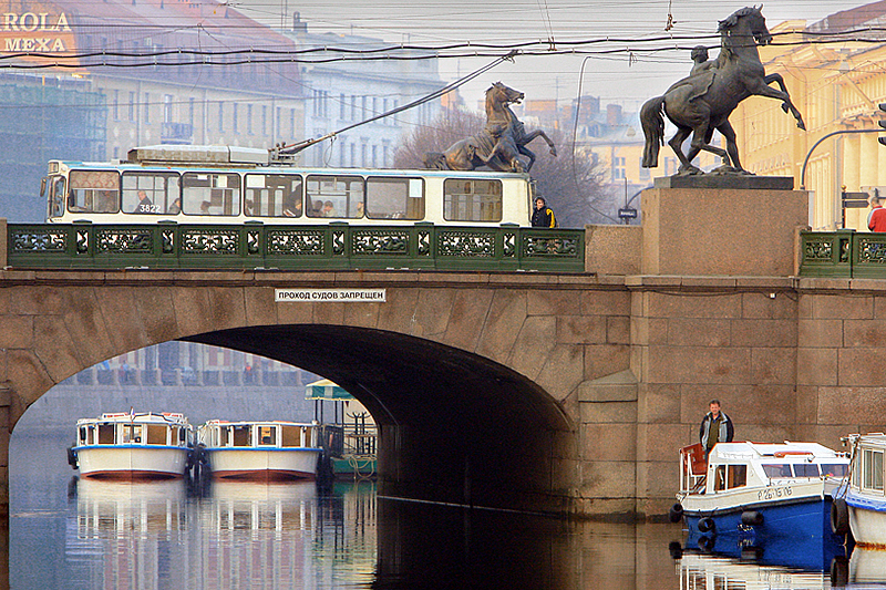 Horse Tamers statues on Anichkov Bridge in St Petersburg, Russia Horse Tamers statues on Anichkov Bridge in St Petersburg, Russia