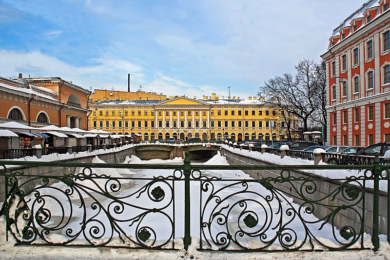 Wrought-iron railings of Novo-Konyushenny Bridge over the Griboedov Canal in St. Petersburg, Russia