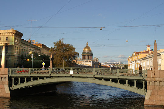 potseluev-bridge.jpg