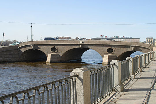 Prachechny Bridge, St. Petersburg, Russia