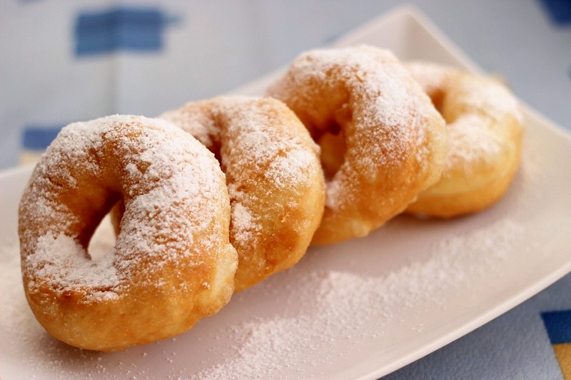 Leningradskie Pyshki donut shop in St. Petersburg, Russia