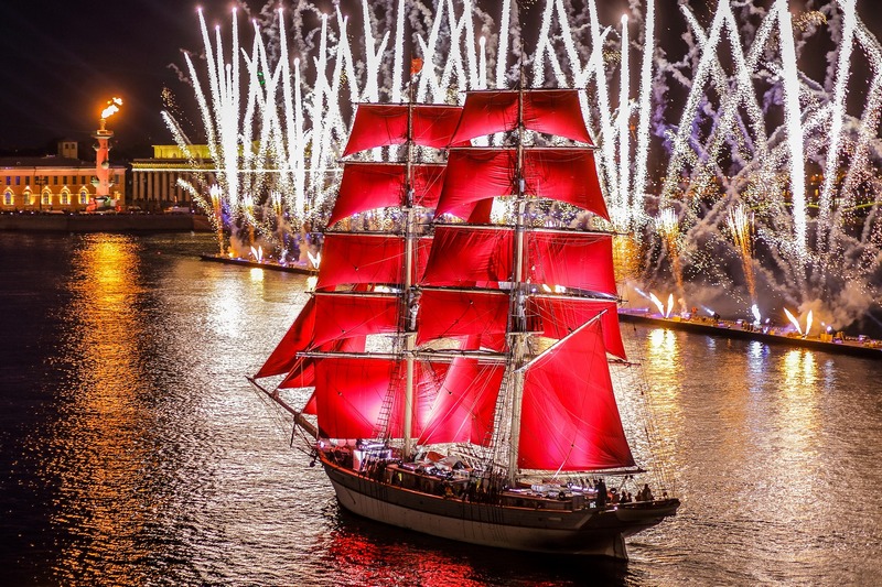 Alye Parusa - Scarlet sails and silver-coloured fireworks in St. Petersburg, Russia