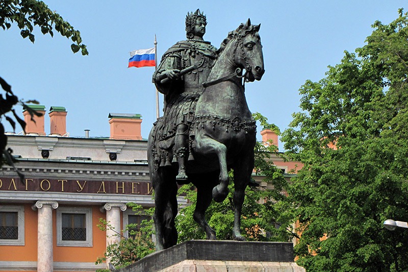 Monument to Peter the Great opposite St Michael's Castle in Saint-Petersburg, Russia Monument to Peter the Great opposite St Michael's Castle in Saint-Petersburg, Russia