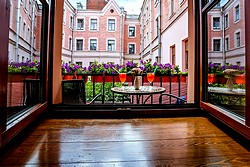 Yard of the Alexander House Hotel in St. Petersburg