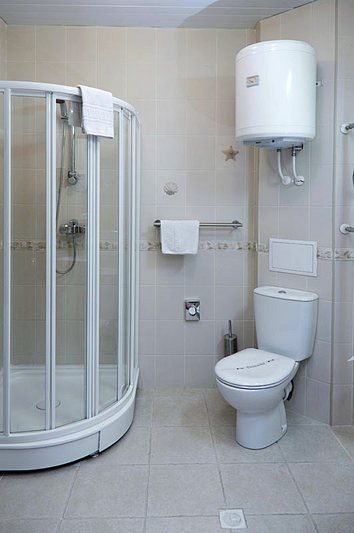 Bathroom of the Single Room at the Arkadia Hotel in St. Petersburg