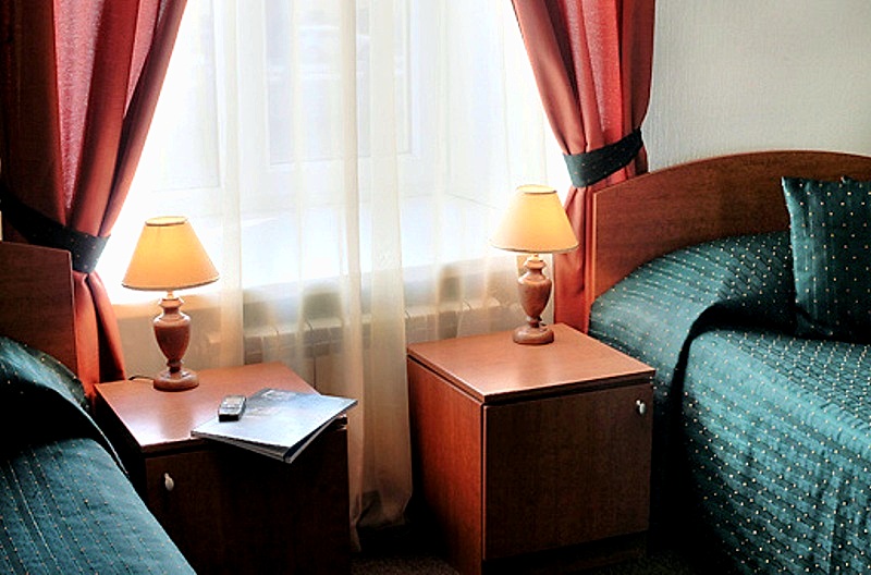 Standard Twin Room at the Asteria Hotel in St. Petersburg