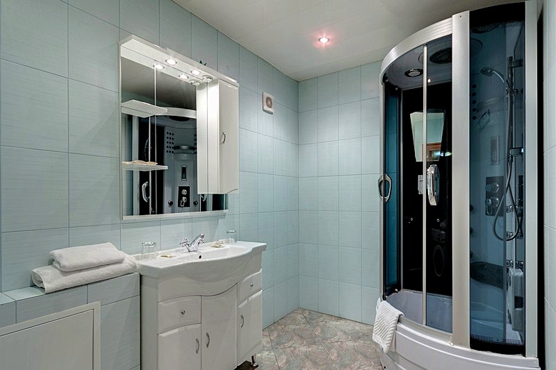 Bathroom of the One-bedroom Comfort Apartment at the Atrium Hotel in St. Petersburg