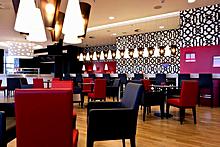 Cafe Plaza by Illy at the Crowne Plaza St Petersburg Airport Hotel