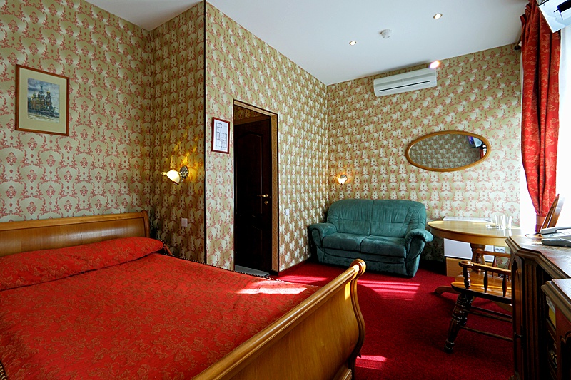 Junior Suite at the Eurasia Hotel in St. Petersburg