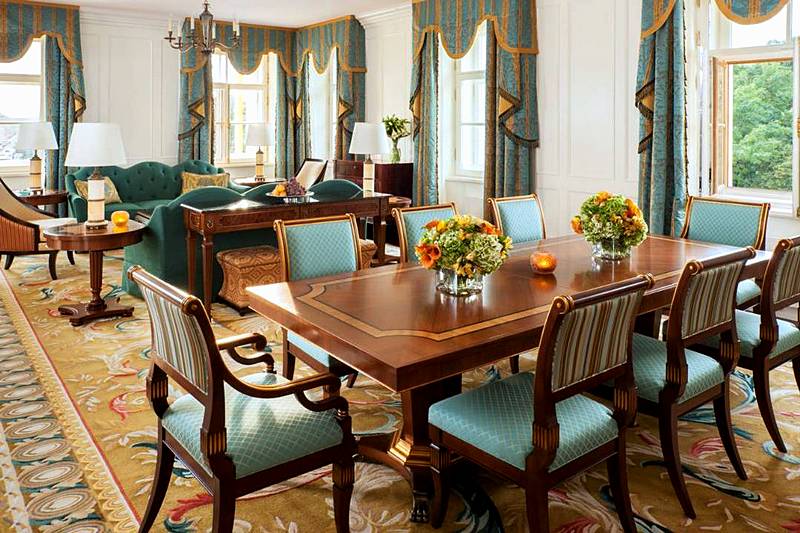 Palace Suite at the Four Seasons Lion Palace Hotel in St. Petersburg