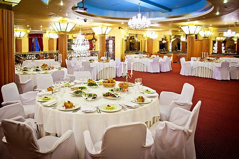 Fyodor Dostoevsky Restaurant at the Golden Garden Boutique Hotel in St. Petersburg