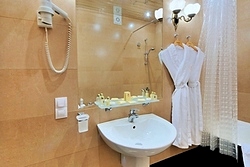 Bathroom of the Standard Room at the Happy Pushkin Hotel in St. Petersburg