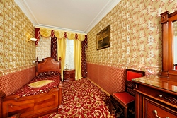 Eupraxia Single Room at the Happy Pushkin Hotel in St. Petersburg