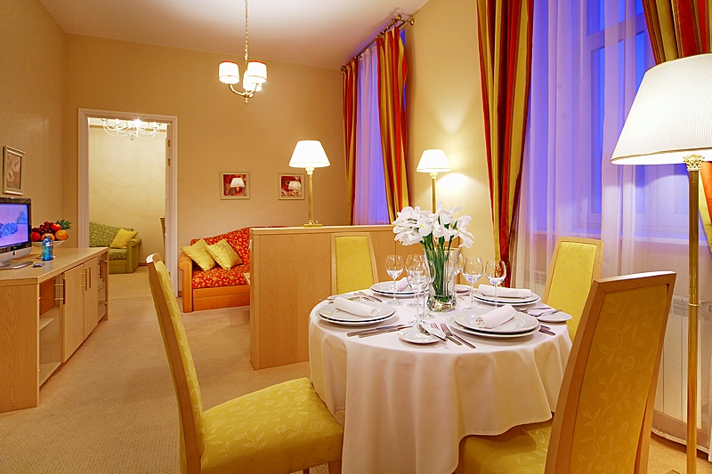 Three-Room Suite at the Oktiabrskaya Hotel in St. Petersburg