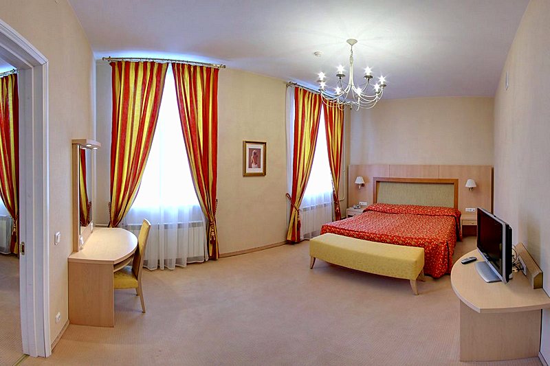 Three-Room Suite at the Oktiabrskaya Hotel in St. Petersburg