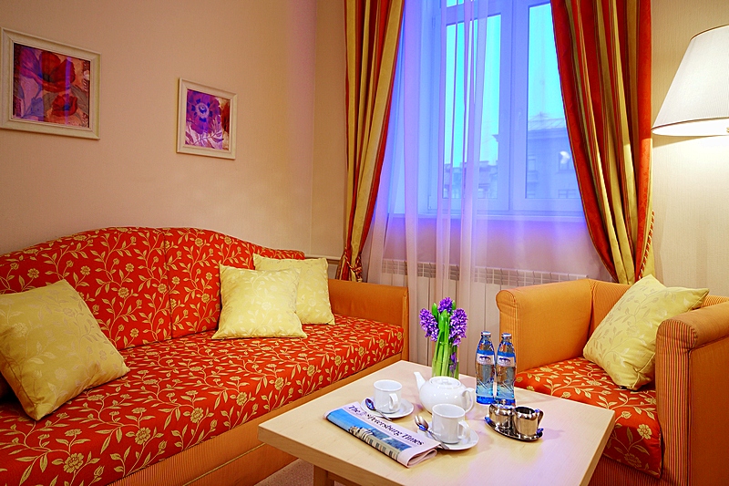 Three-Room Suite at the Oktiabrskaya Hotel in St. Petersburg