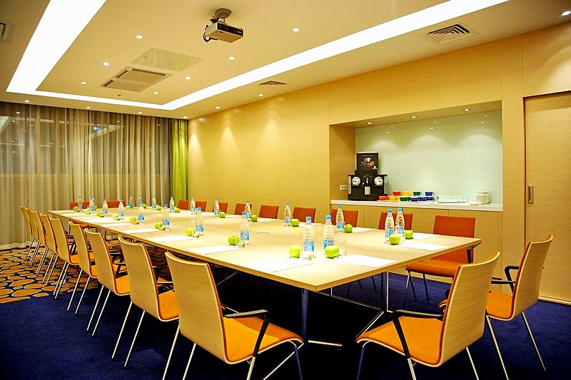 Green Meeting Room at the Park Inn Pribaltiyskaya Hotel in St. Petersburg