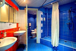 Standard Twin Room With Shared Bathroom of the Sky Hotel in St. Petersburg