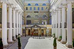 State Hermitage Museum Official Hotel in St. Petersburg