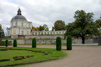 Visiting Oranienbaum and Lomonosov, St. Petersburg, Russia