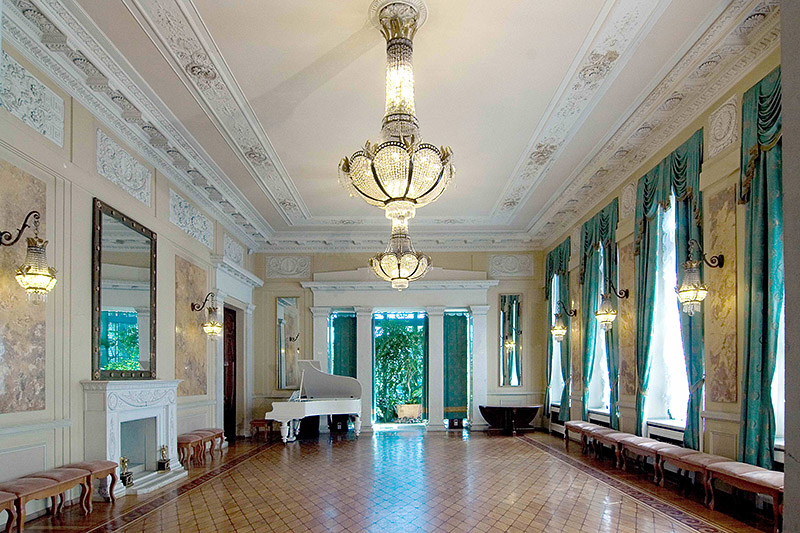 The White Hall of the Kschessinska Mansion in Saint-Petersburg, Russia