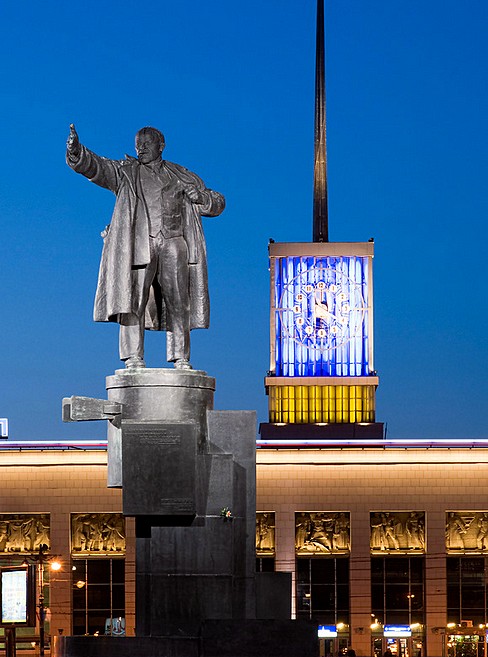 Monument to Vladimir Lenin next to Filnald Railway Station in St Petersburg, Russia