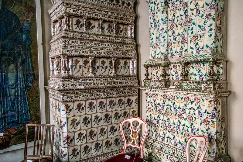 Stoves with Gzhel patterning at the Stieglitz Applied Arts Museum in St Petersburg, Russia