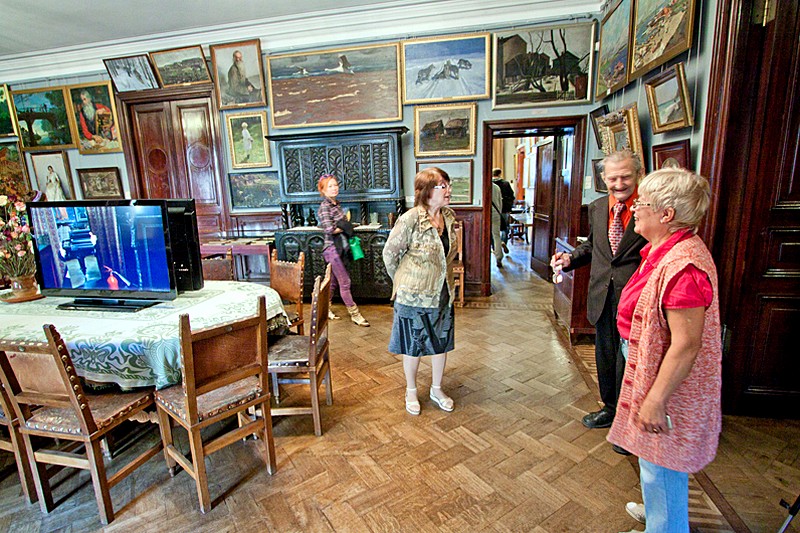 Inside the Isaac Brodsky Apartment Museum in St Petersburg, Russia