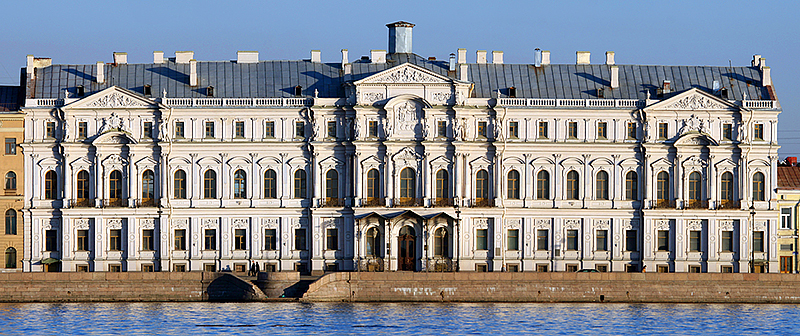 Novo-Mikhailovskiy Palace on Palace Embankment in St Petersburg, Russia