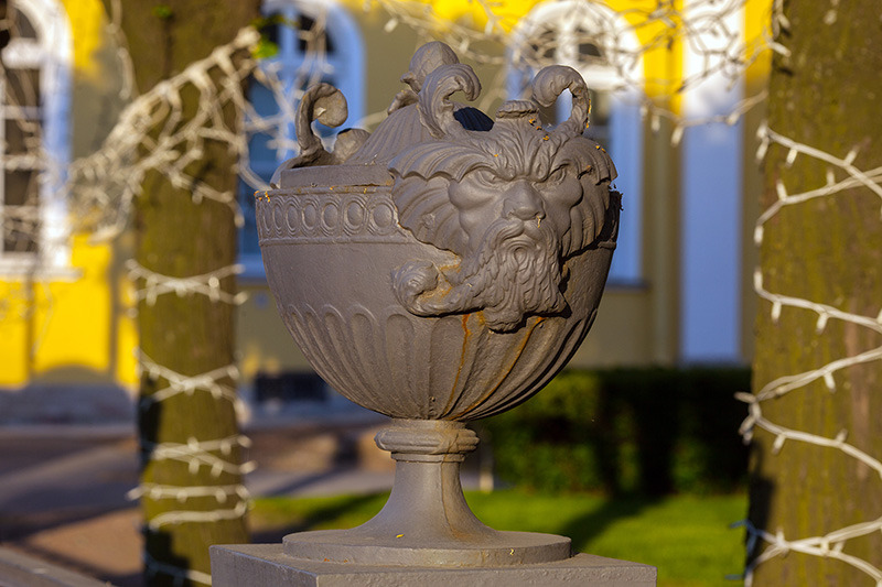 Part of the wrought-iron fence of the Tauride (Tavrichesky) Palace in Saint Petersburg, Russia Part of the wrought-iron fence of the Tauride (Tavrichesky) Palace in Saint Petersburg, Russia