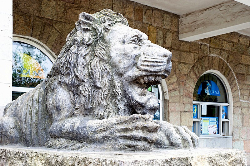 Sculpture at the entrance to Leningrad Zoo in Saint-Petersburg, Russia