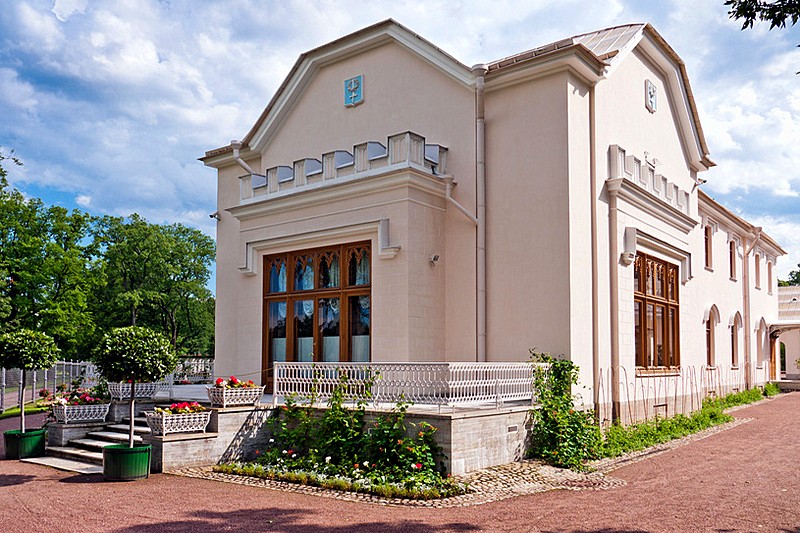 Fermerskiy (Farmers) Palace in Alexandria Park in Peterhof, western suburb of St Petersburg, Russia