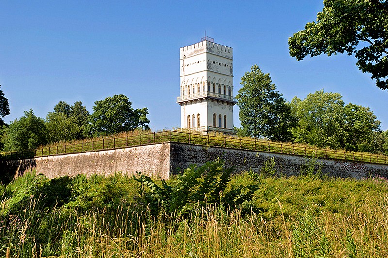 White Tower in Alexander Park in Tsarskoye Selo (Pushkin), south of Saint-Petersburg, Russia