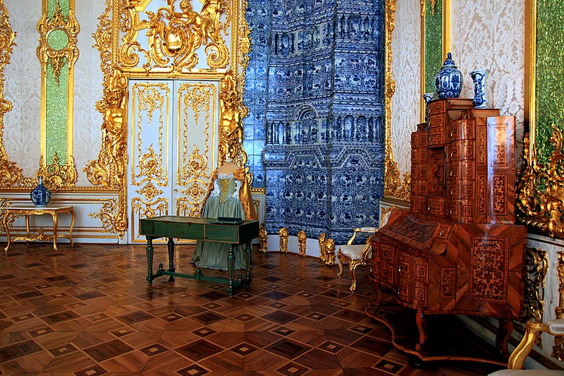 Green Dining Room at Catherine Palace in Tsarskoye Selo (Pushkin), south of St Petersburg, Russia