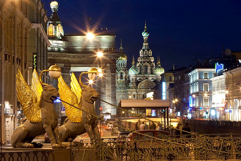 Major Highlights of Griboedov Canal: Bank Bridge, Kazan Cathedral and Church of the Resurrection of Jesus Christ in St Petersburg, Russia