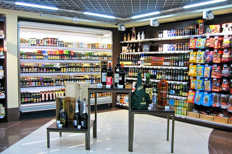 Land supermarket in St. Petersburg, Russia Land supermarket in St. Petersburg, Russia