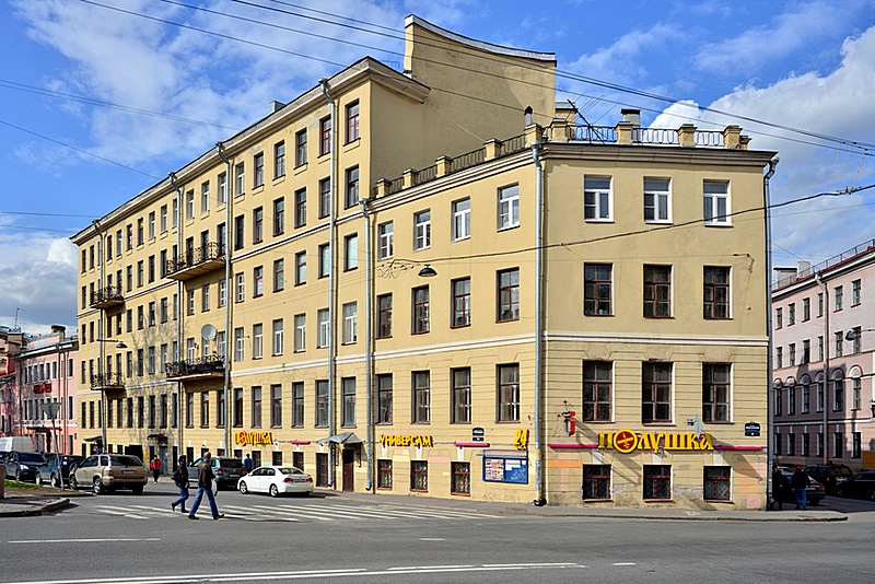 Old pawnbroker woman building 15 Srednaya Podyacheskaya in St. Petersburg, Russia