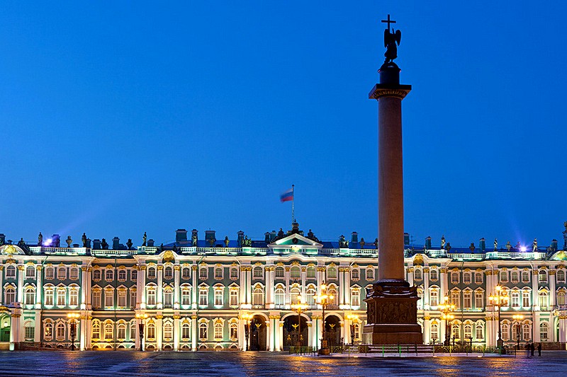 Alexander Column and the Winter Palace in St Petersburg, Russia