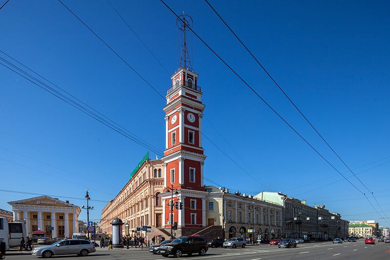 Rusca Portico and City Duma building, designed by Ferrari, in St Petersburg, Russia